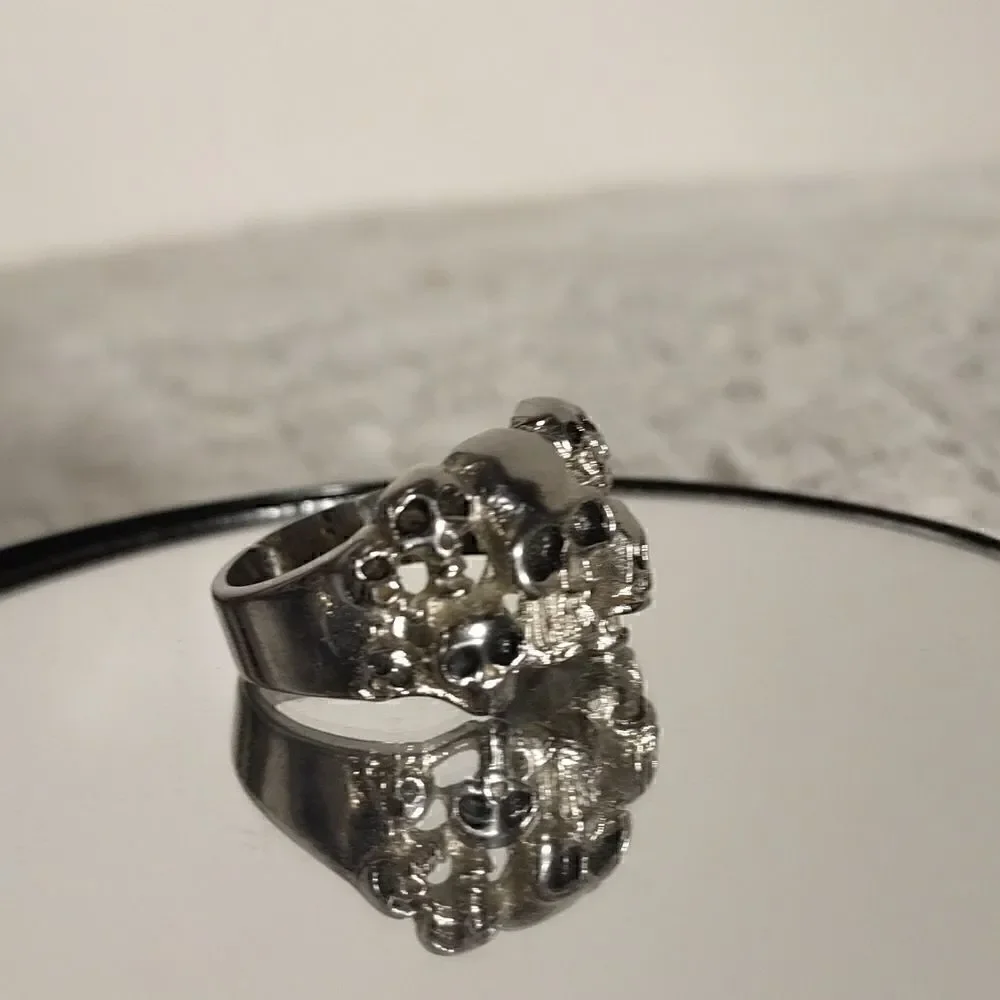 Spikes this silver